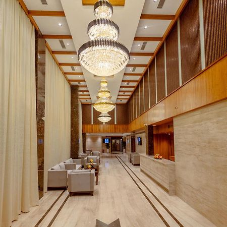 Icon Grand Hotel By Bhagini Bangalore Luaran gambar