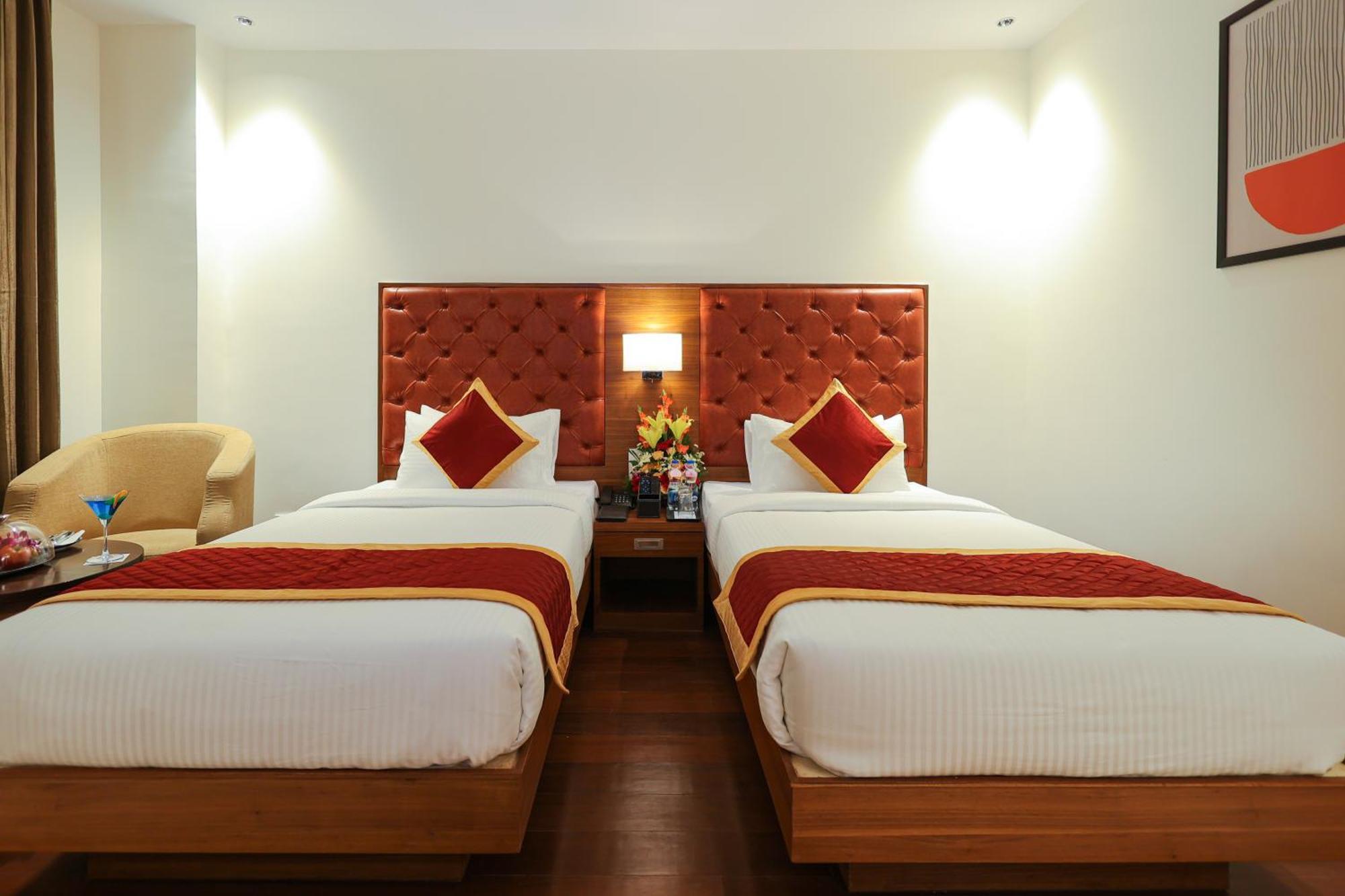 Icon Grand Hotel By Bhagini Bangalore Luaran gambar