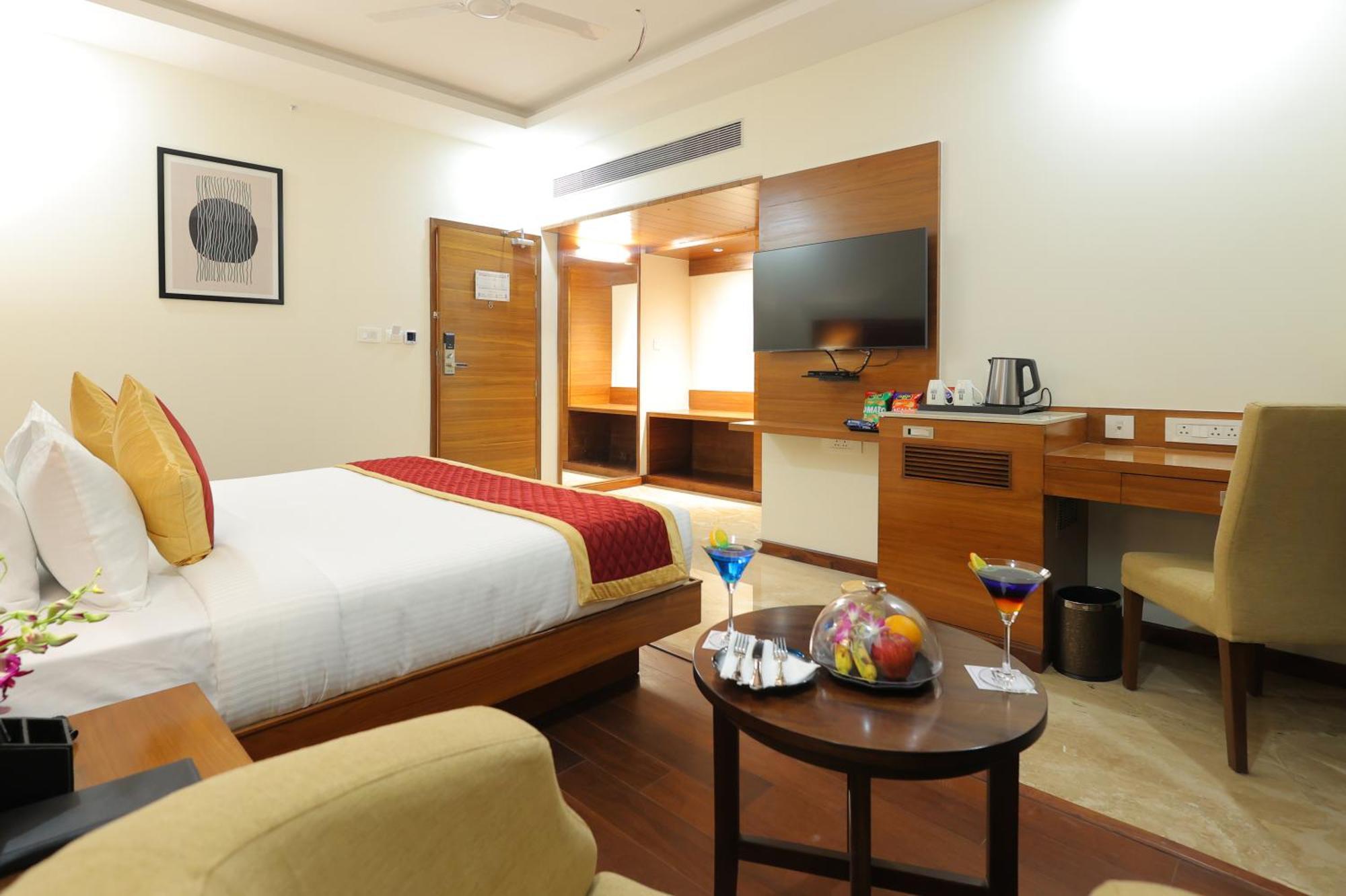 Icon Grand Hotel By Bhagini Bangalore Luaran gambar
