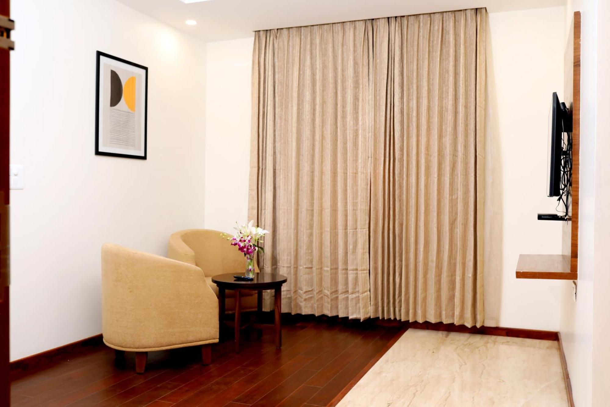 Icon Grand Hotel By Bhagini Bangalore Luaran gambar