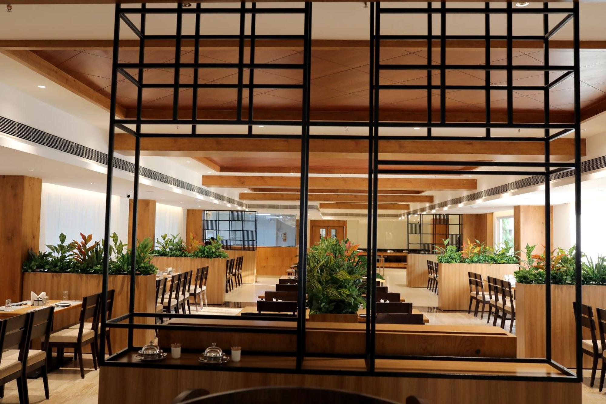 Icon Grand Hotel By Bhagini Bangalore Luaran gambar